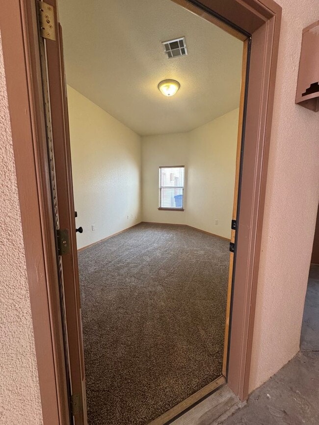 2224 Santa Ana