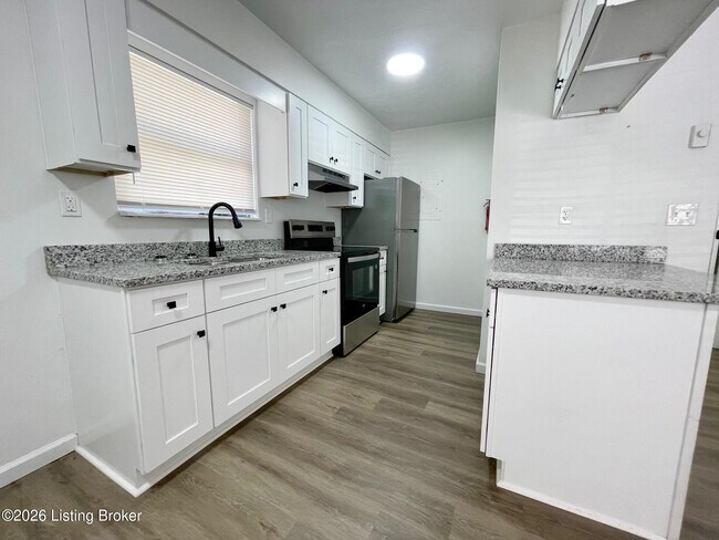 129 E Wellington Ave Unit 4