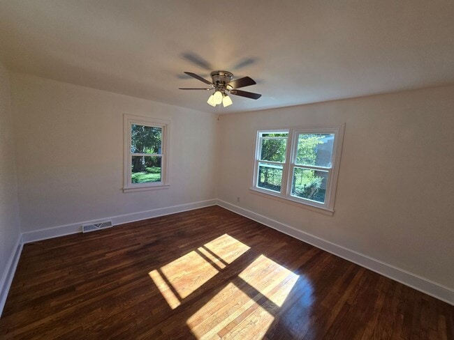 Photo - COMPLETELY RENOVATED 2 bedroom house