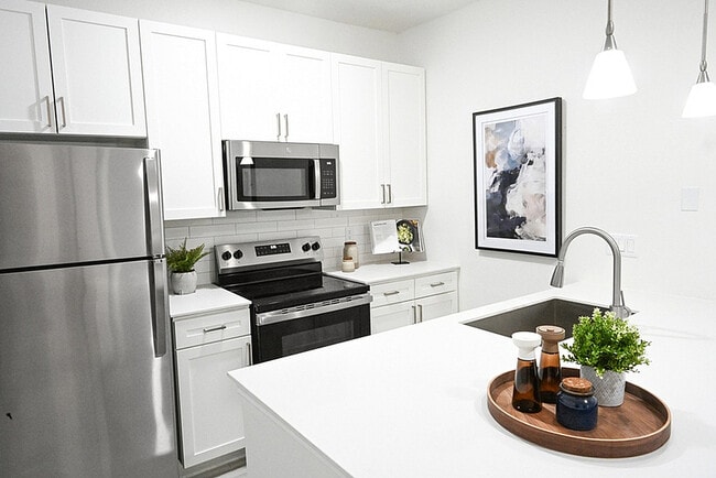 Building Photo - Birchstone West Plano