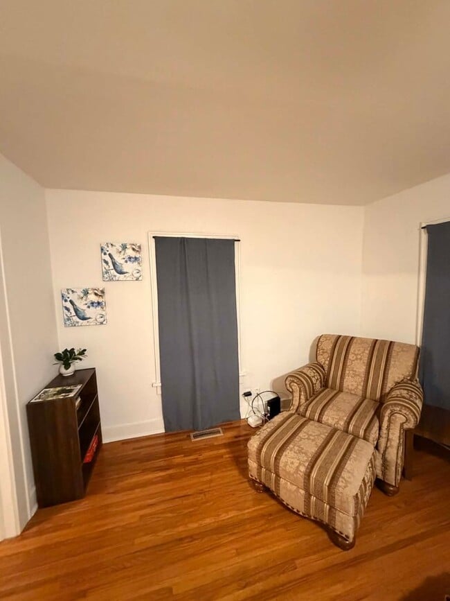 Photo - COMING SOON: 2 Bedroom Fully Furnished Short-Term Rental – Joplin, MO