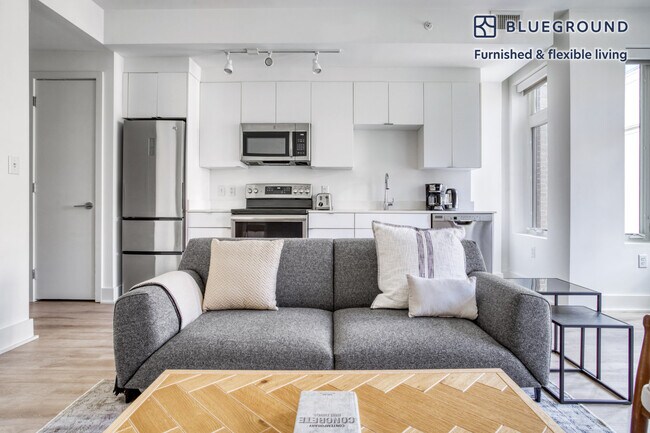 Photo - 1772 Church St NW Unidad SI FL3-ID323