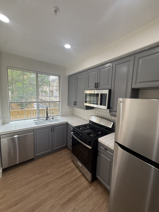 Photo - 488 W Summerfield Cir