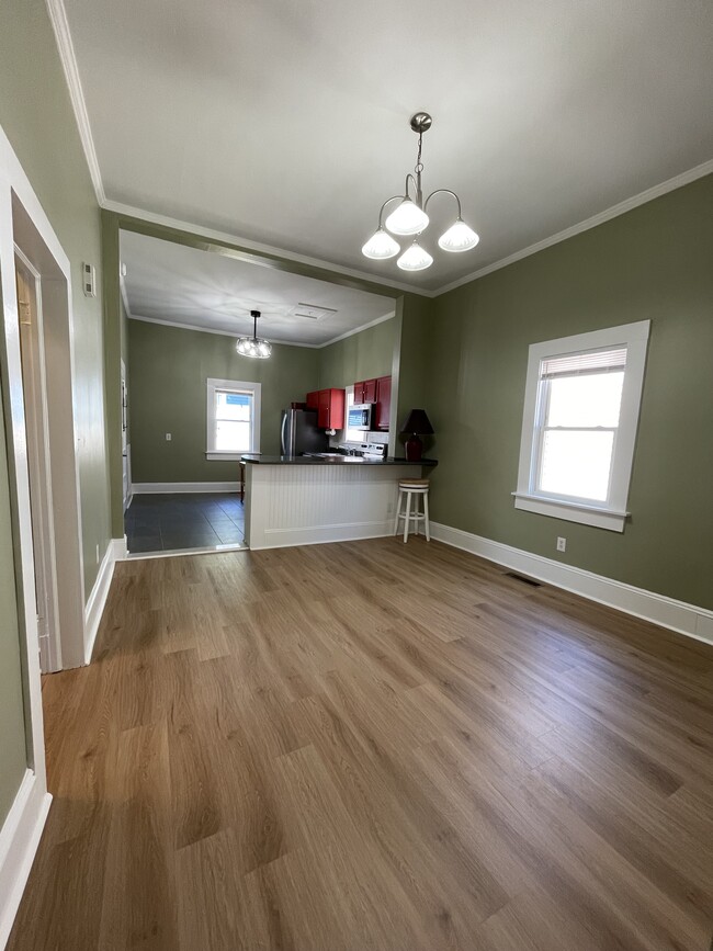 Photo - 124 S 11th St