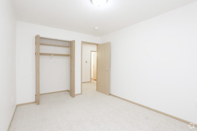 2 Bedroom - Second Bedroom