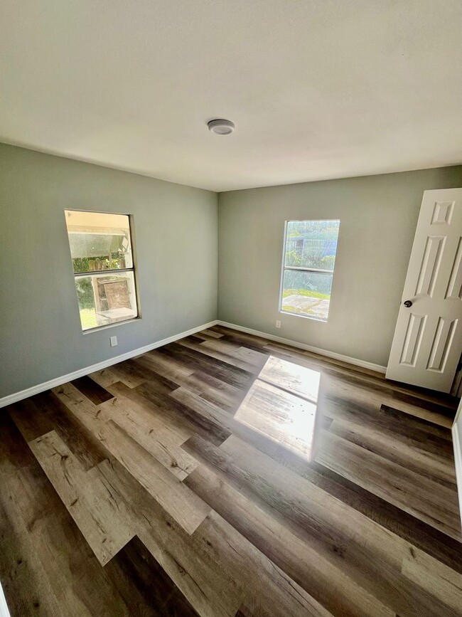 Photo - Recently Remodeled 3BR/2BA Port Richey Mobile Home! No Application Fee!