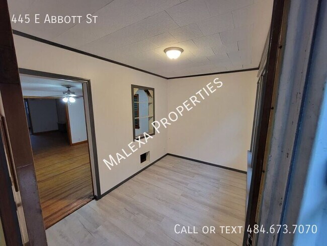 Photo - 445 E Abbott St