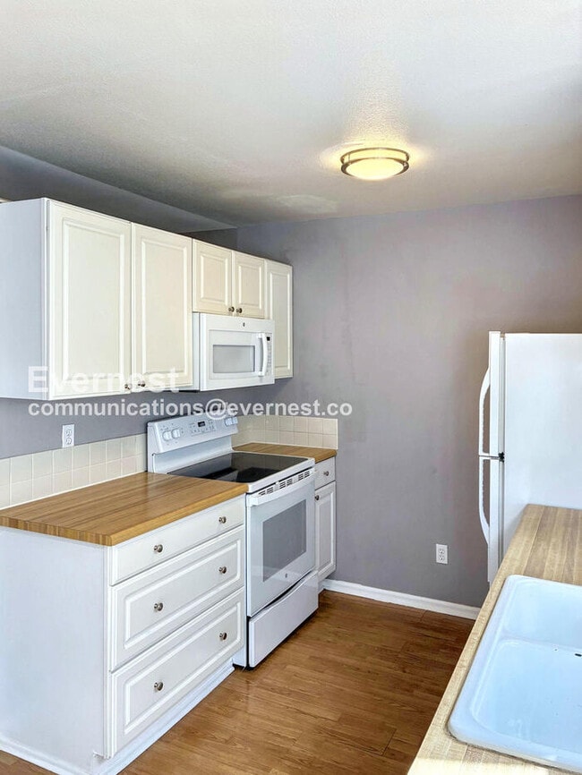 Photo - 2828 Silverplume Dr Unit S5