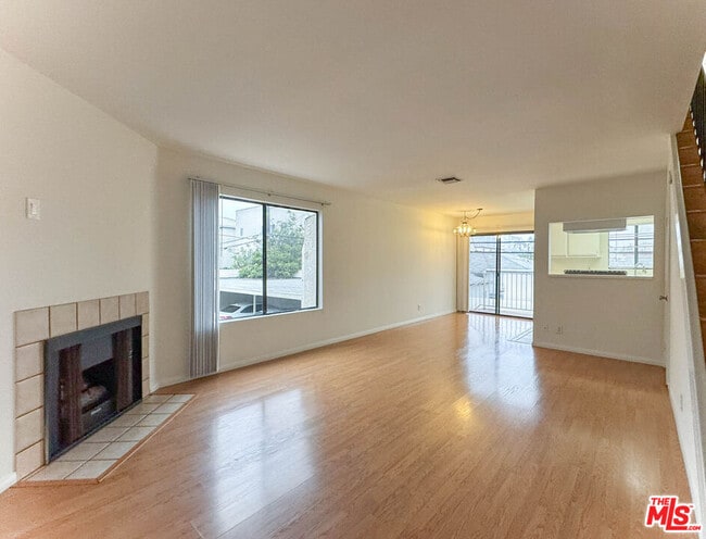 Photo - 2490-2490 Purdue Ave Unit 7