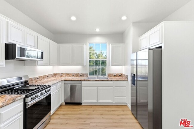 Photo - 20140 Pienza Ln