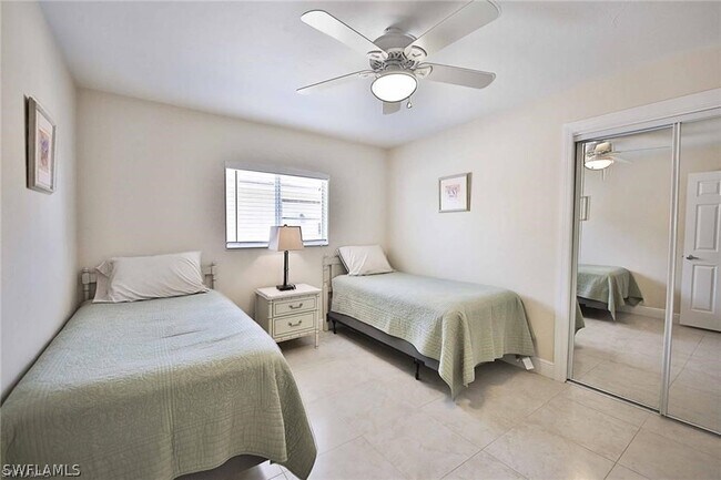 Photo - 671 98th Ave N