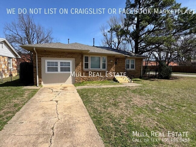 Building Photo - 1801 Oxford Way