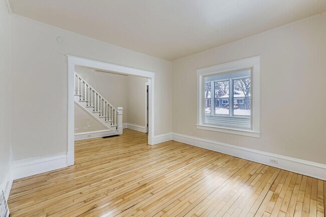 Photo - 3507 N Newton Ave