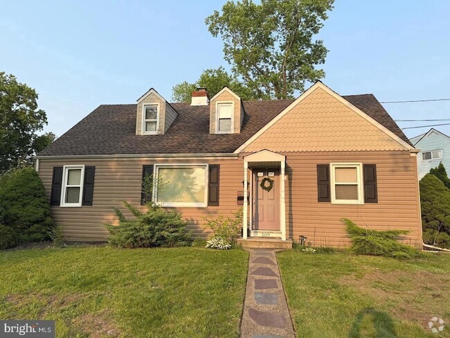 Building Photo - 509 5th Ave Rental