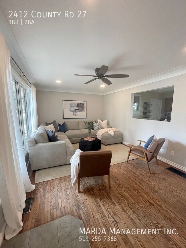 Photo - CHARMING 3 BED/2 BATH WOODSLEE HOME w/ POOL! PLUS UTILITIES