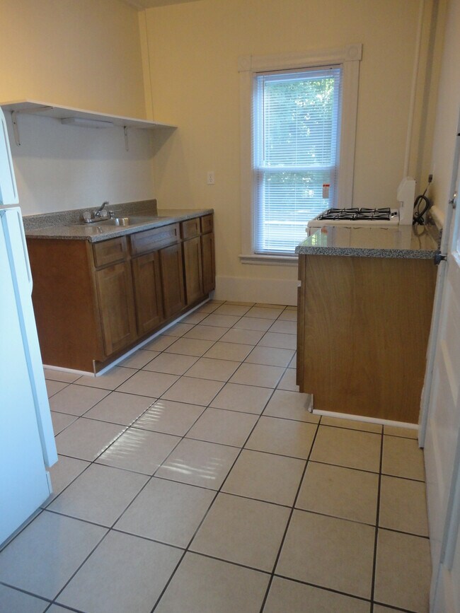 105-107 N Quarry St