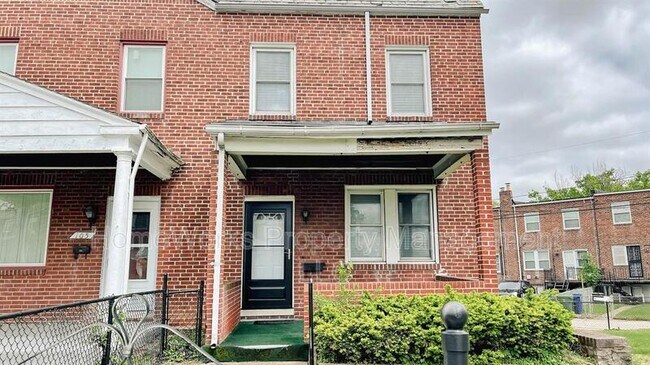 Photo - 103 Allendale St