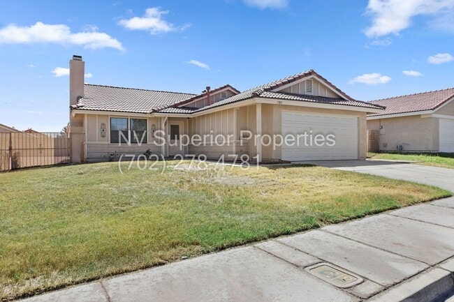 SW!! Spring Valley!! Single Story!!! Covered Patio!!! Fire Place!! Pet Friendly!!! Community Park...