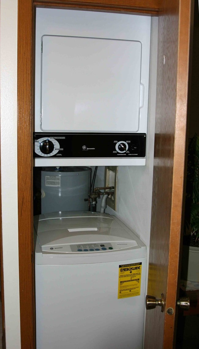 Photo - 608 N 4th St Unit 1