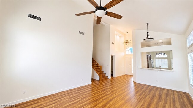 Photo - 1916 Coyote Pass Way