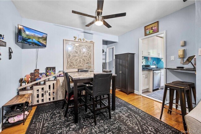 Photo - 143-50 Hoover Ave Unidad 505