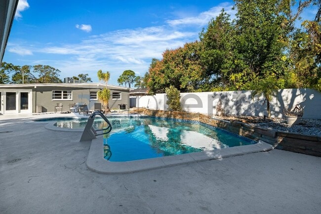 Photo - 3909 N Clearfield Ave