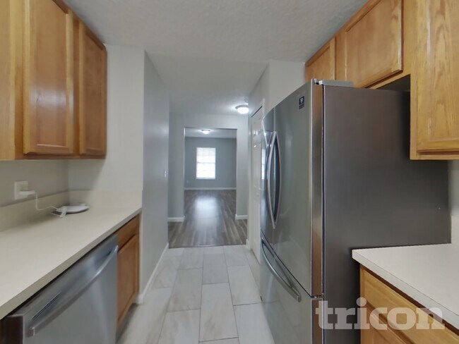 Photo - 13 Slocum Path