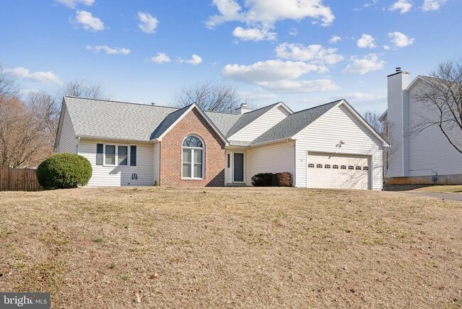Photo - 17 S Pointe Ln