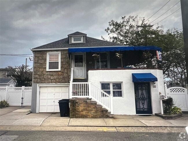 Building Photo - 72 Clayton Ave Rental