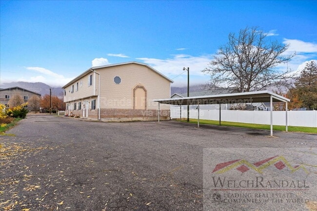 Photo - 417 E 2100 N