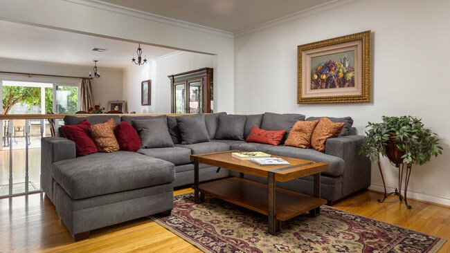 Photo - 2906 N Myers St