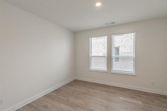 Photo - 346 Boroughbridge Dr