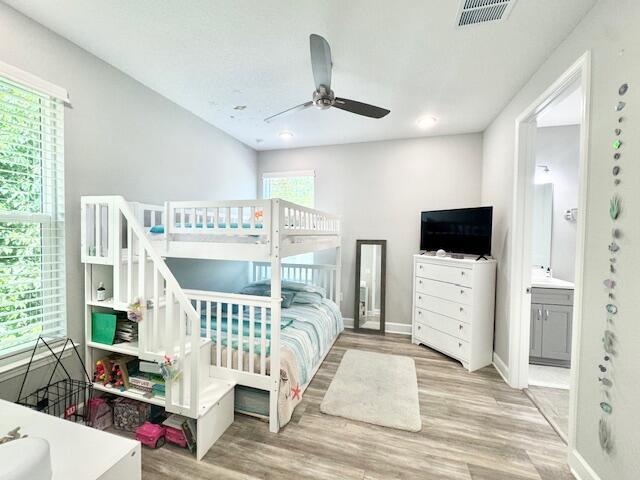 Photo - 215 Allen St