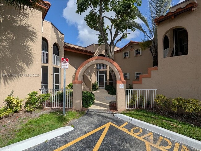 Building Photo - 301 SW 86th Ave Unit 101