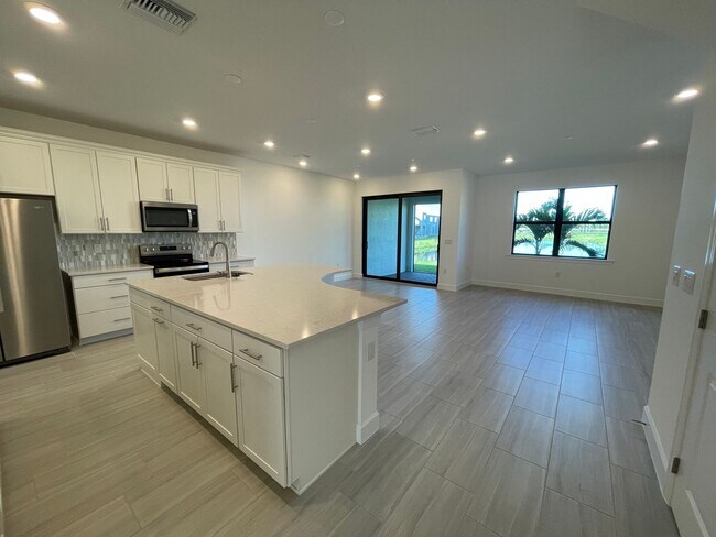 ANNUAL RENTAL - 3 BED/ 2.5 BATH TOWNHOUSE ... - ANNUAL RENTAL - 3 BED/ 2.5 BATH TOWNHOUSE ...
