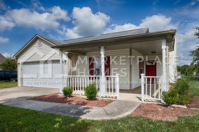 Photo - 111 Fox Chase Trail