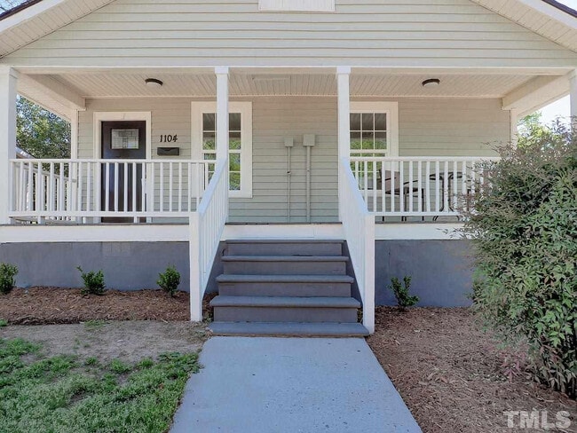 Photo - Room in House on Chester St