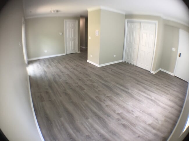 easy care floors - 825 S McKinley Ave Unit 1N