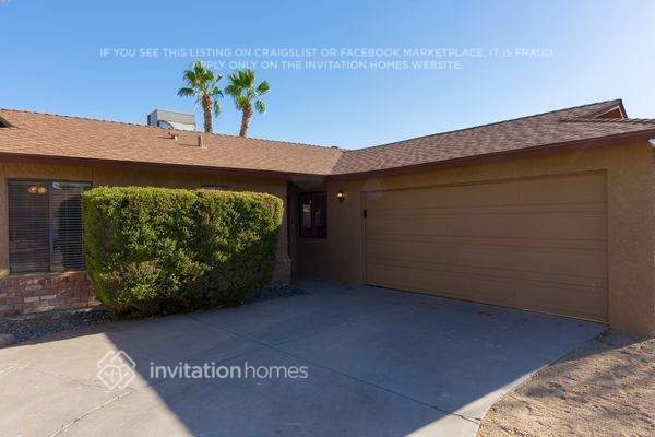 Photo - 1943 W Devonshire St