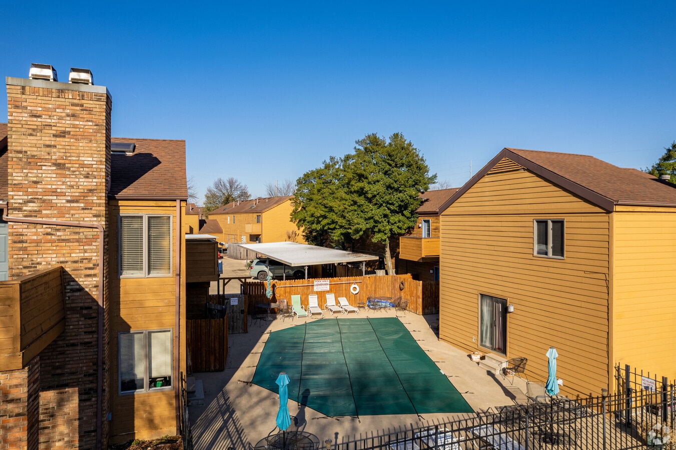 view of community pool area - Peach Tree Village