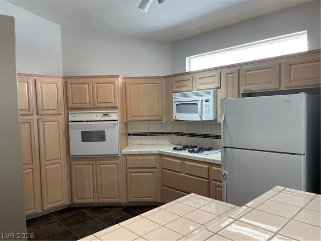 Photo - 135 Wildhorn Ct