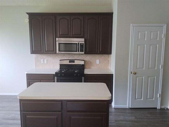 Photo - 11111 Sprucedale Ct