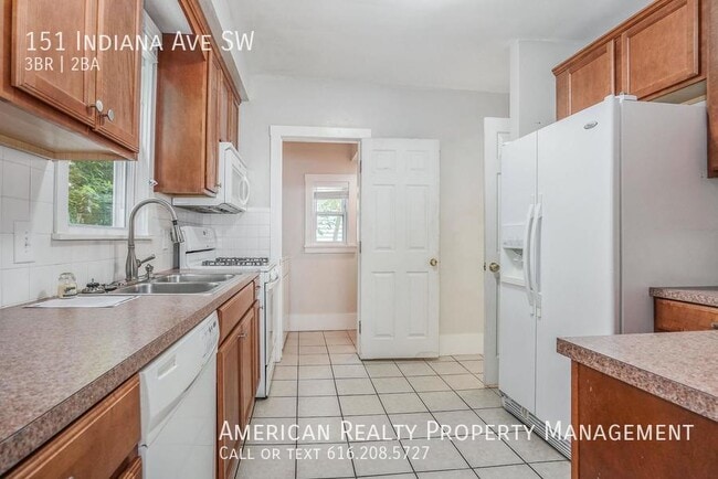 Photo - 151 Indiana Ave SW