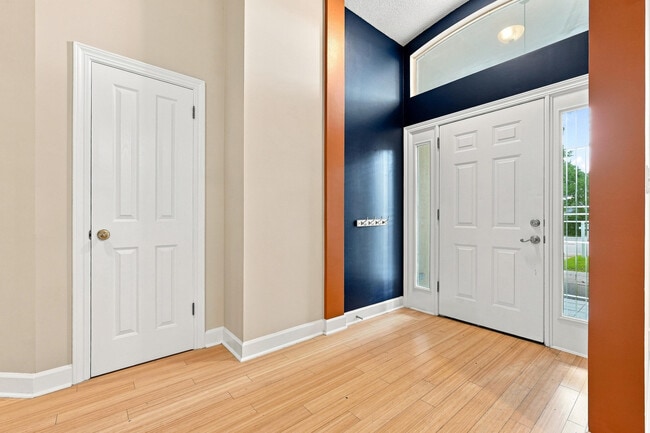 Photo - 1710 Ashview Cove