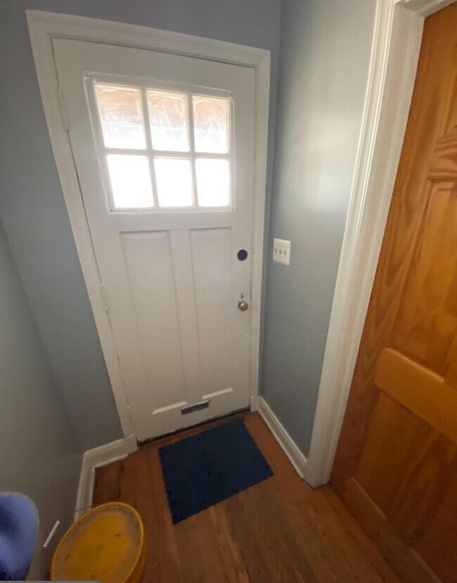 Photo - 1500 Edison Hwy Unidad 2