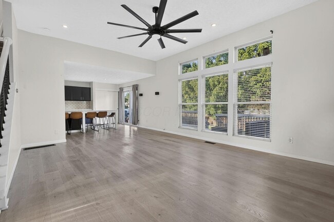 Photo - 9166 Windy Creek Dr