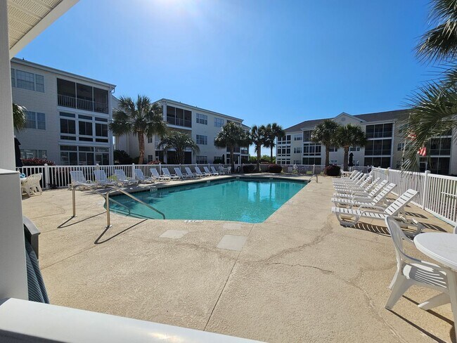901 Westport Dr Unidad Carolina Keys 207