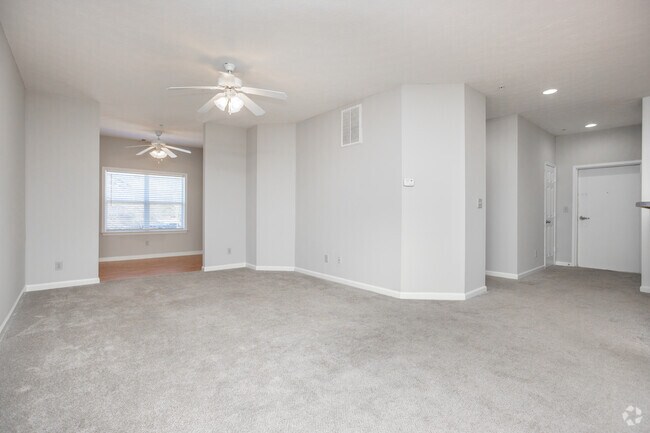 2BR, 2BA - 1,327SF