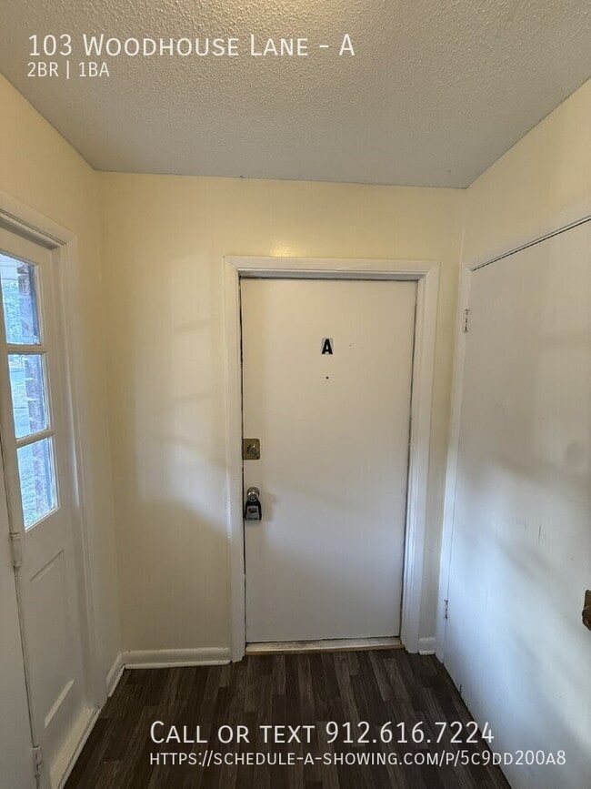 Photo - 103 Woodhouse Ln Unidad A