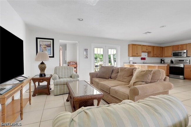 Photo - 2772 Riverview Dr